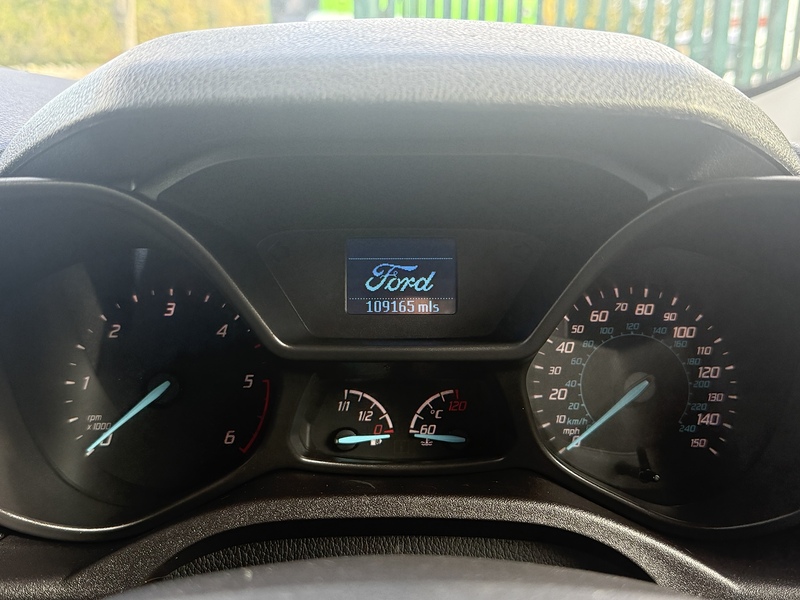 Ford 1.5 TDCi 220 Panel Van 5dr Diesel Manual L1 H1 (124 g/km, 99 bhp)