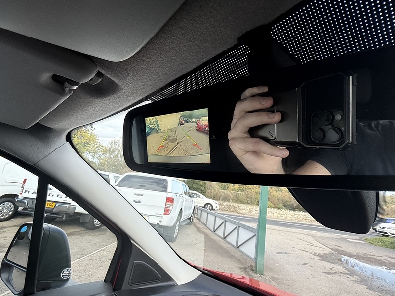 Ford 1.5 TDCi 220 Panel Van 5dr Diesel Manual L1 H1 (124 g/km, 99 bhp)