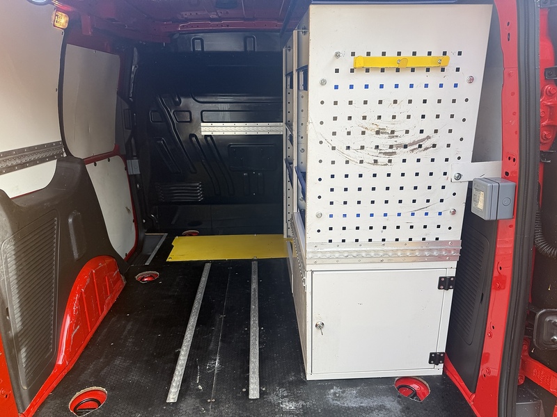 Ford 1.5 TDCi 220 Panel Van 5dr Diesel Manual L1 H1 (124 g/km, 99 bhp)