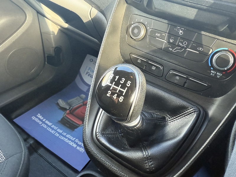 Ford 1.5 240 EcoBlue Panel Van 5dr Diesel Manual L2 Euro 6 (s/s) (100 ps)