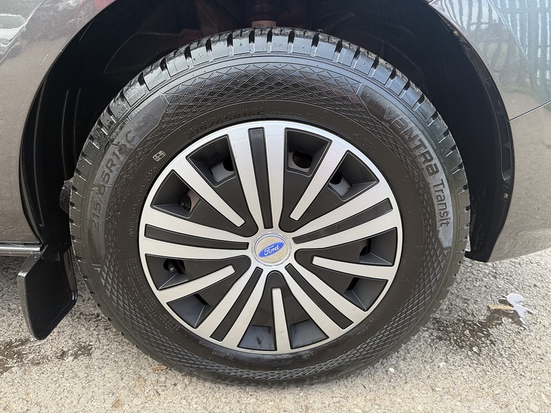 Ford 2.0 320 EcoBlue Trend Panel Van 5dr Diesel Manual L1 H1 Euro 6 (s/s) (130 ps)