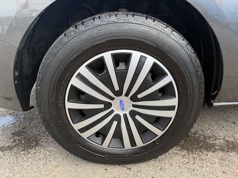 Ford 2.0 320 EcoBlue Trend Panel Van 5dr Diesel Manual L1 H1 Euro 6 (s/s) (130 ps)