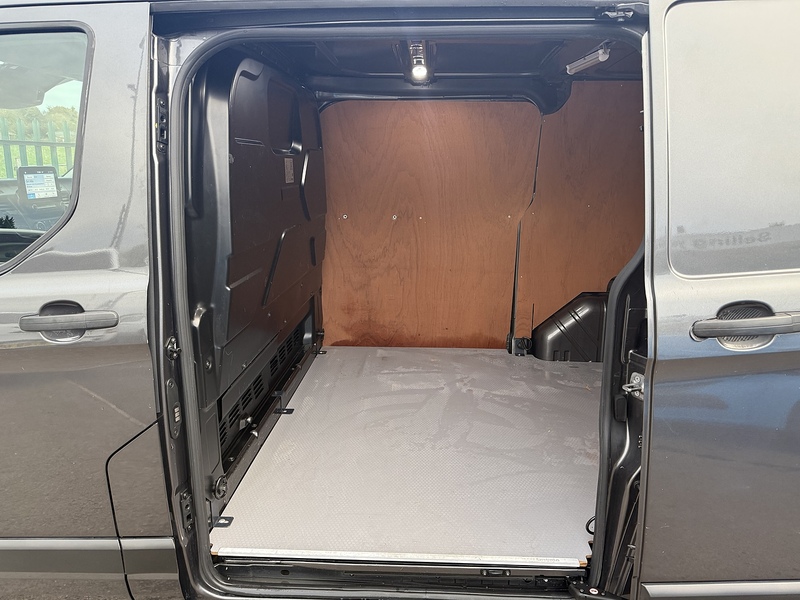 Ford 2.0 320 EcoBlue Trend Panel Van 5dr Diesel Manual L1 H1 Euro 6 (s/s) (130 ps)