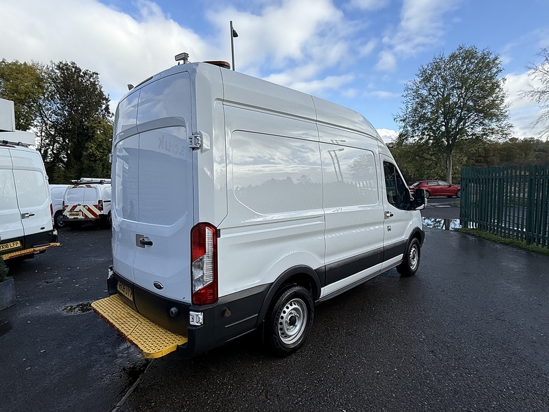 Ford 2.0 350 EcoBlue Panel Van 5dr Diesel Manual RWD L2 H3 Euro 6 (170 ps)