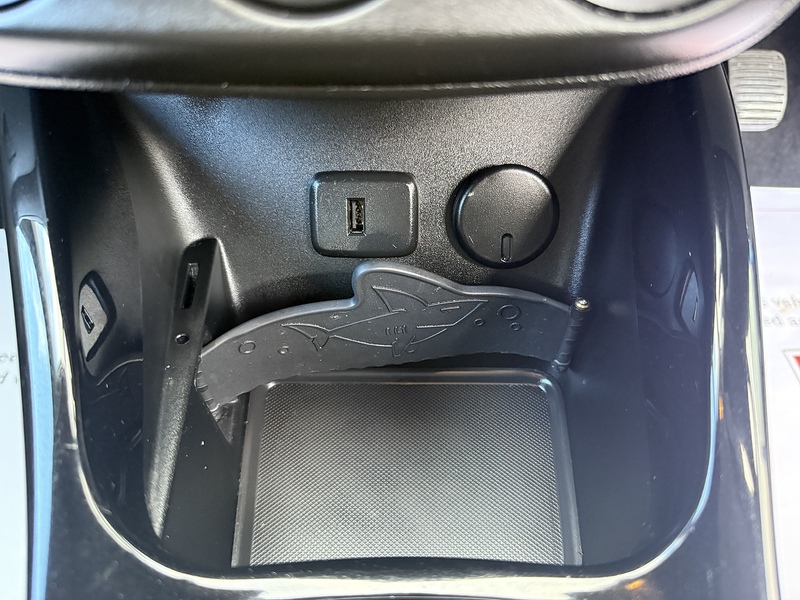 Vauxhall i ecoTEC SE Hatchback 1.4 Manual Petrol