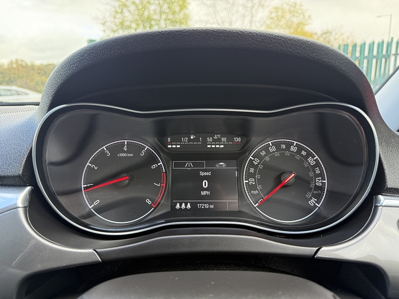 Vauxhall i ecoTEC SE Hatchback 1.4 Manual Petrol