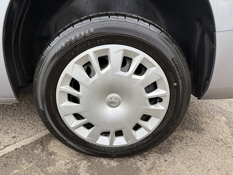 Vauxhall 1.5 Turbo D 2300 Pro Panel Van 6dr Diesel Manual L2 H1 Euro 6 (s/s) (100 ps)