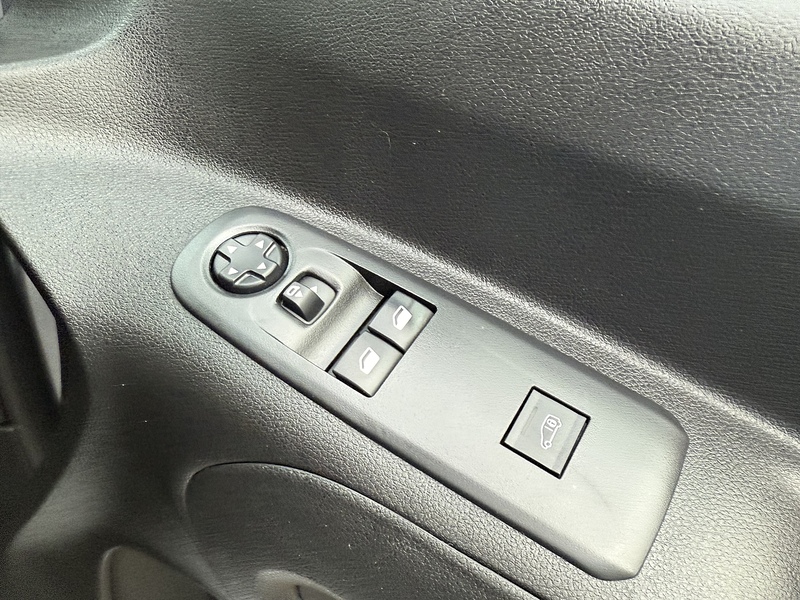 Vauxhall 1.5 Turbo D 2300 Pro Panel Van 6dr Diesel Manual L2 H1 Euro 6 (s/s) (100 ps)