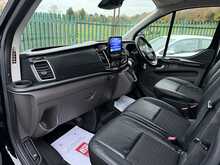 Ford Transit Custom 310 EcoBlue Sport 