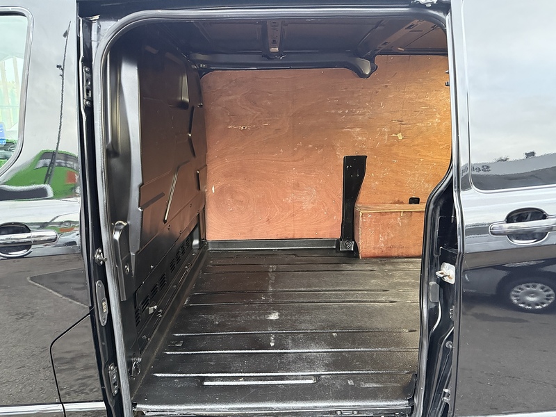 Ford 2.0 310 EcoBlue Sport Panel Van 5dr Diesel Auto L1 H1 Euro 6 (s/s) (185 ps)