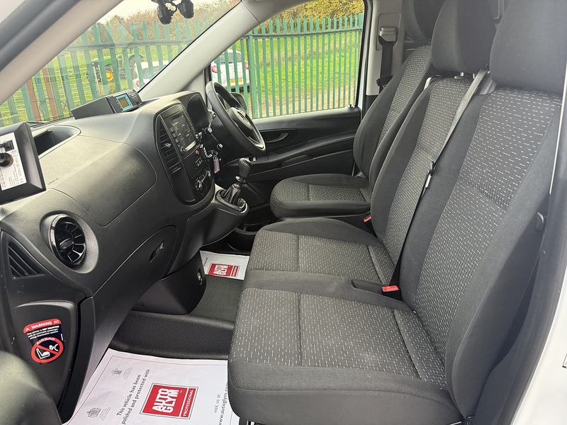 Mercedes-Benz 2.0 114 CDI Progressive Panel Van 5dr Diesel G-Tronic RWD L3 Euro 6 (s/s) (XLWB) (136 ps)