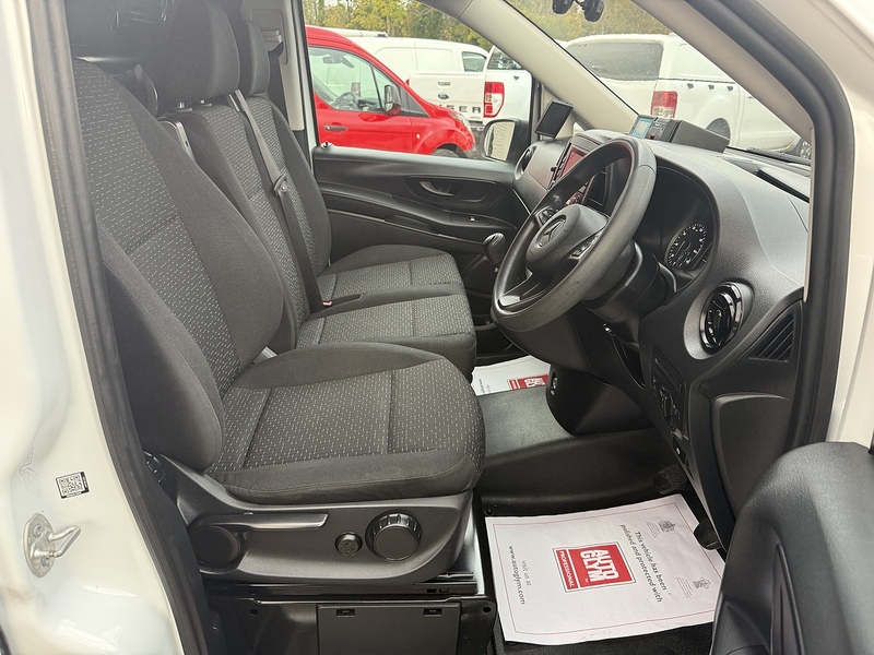 Mercedes-Benz 2.0 114 CDI Progressive Panel Van 5dr Diesel G-Tronic RWD L3 Euro 6 (s/s) (XLWB) (136 ps)