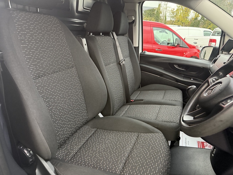 Mercedes-Benz 2.0 114 CDI Progressive Panel Van 5dr Diesel G-Tronic RWD L3 Euro 6 (s/s) (XLWB) (136 ps)