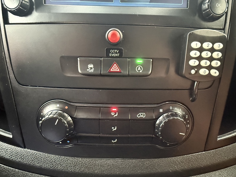 Mercedes-Benz 2.0 114 CDI Progressive Panel Van 5dr Diesel G-Tronic RWD L3 Euro 6 (s/s) (XLWB) (136 ps)