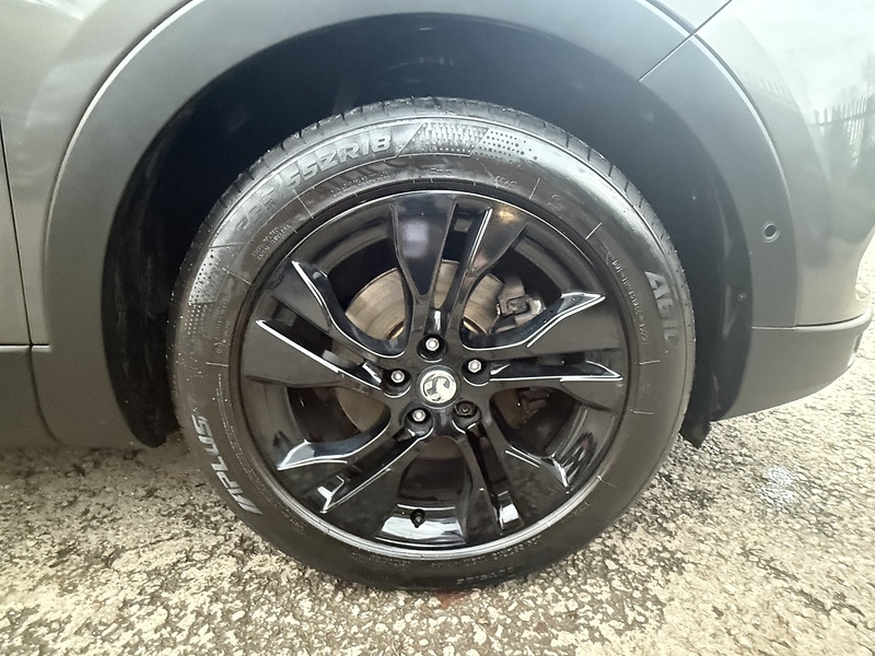 Vauxhall 1.2 Turbo SRi Nav SUV 5dr Petrol Manual Euro 6 (s/s) (130 ps)