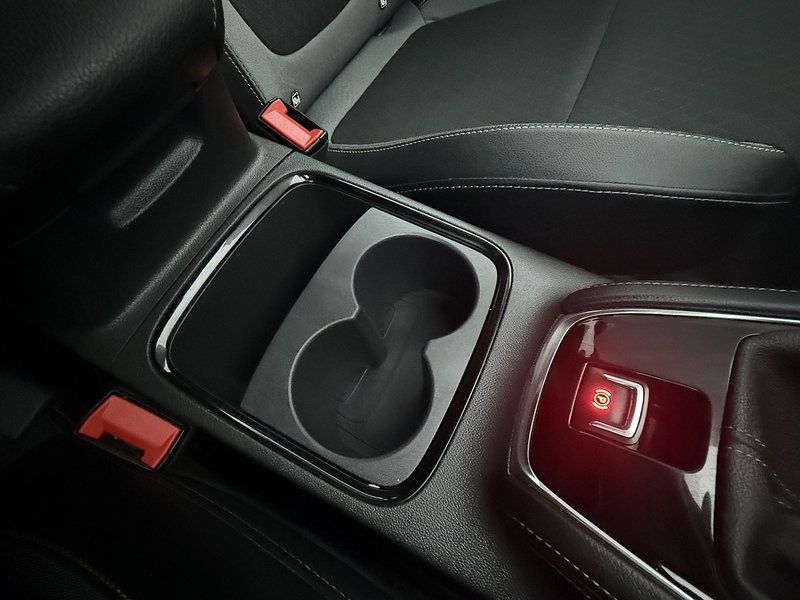 Vauxhall 1.2 Turbo SRi Nav SUV 5dr Petrol Manual Euro 6 (s/s) (130 ps)