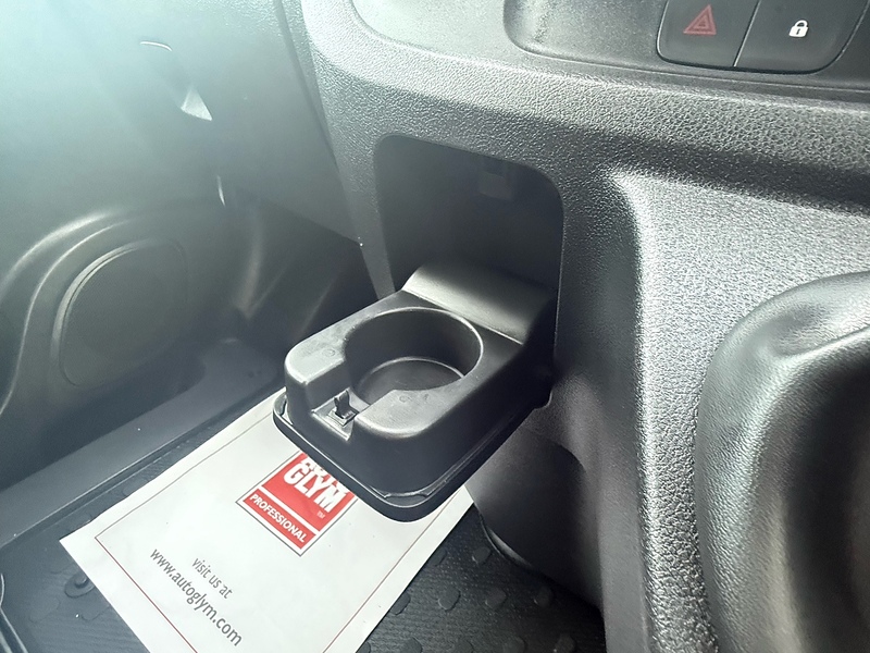 Renault 1.6 dCi 27 Business Panel Van 5dr Diesel Manual SWB Standard Roof Euro 6 (95 ps)