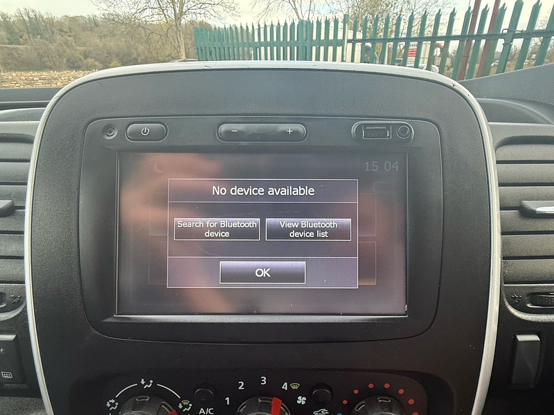 Renault 1.6 dCi 27 Business Panel Van 5dr Diesel Manual SWB Standard Roof Euro 6 (95 ps)