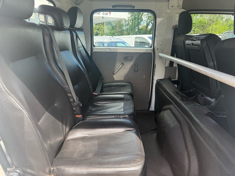 Nissan 3.0 dCi 35.13 Dropside Double Cab 4dr Diesel Manual L3 Euro 6 (130 ps)
