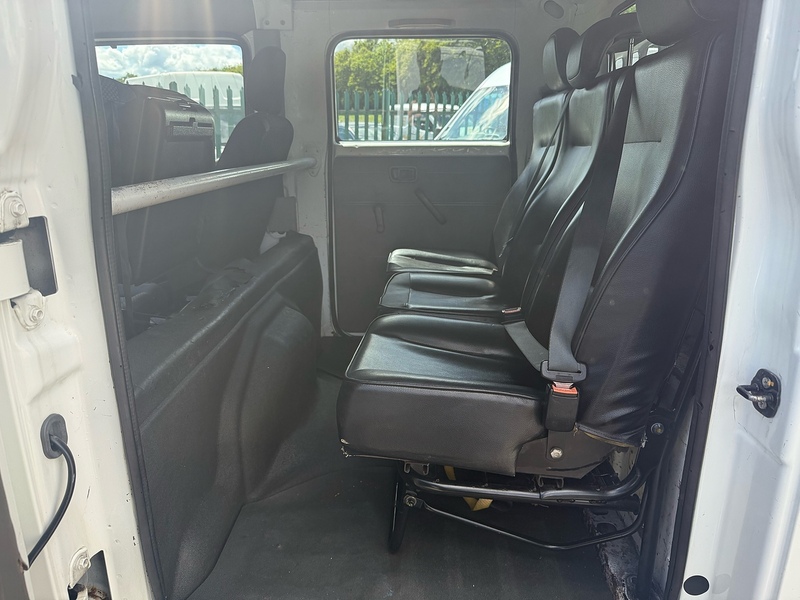 Nissan 3.0 dCi 35.13 Dropside Double Cab 4dr Diesel Manual L3 Euro 6 (130 ps)