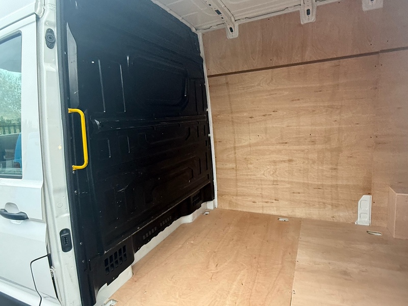 Volkswagen 2.0 TDI CR35 Startline Panel Van 5dr Diesel Manual FWD MWB High Roof Euro 6 (s/s) (102 ps)