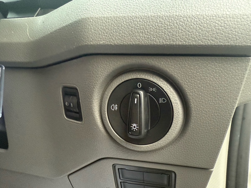 Volkswagen 2.0 TDI CR35 Startline Panel Van 5dr Diesel Manual FWD MWB High Roof Euro 6 (s/s) (102 ps)