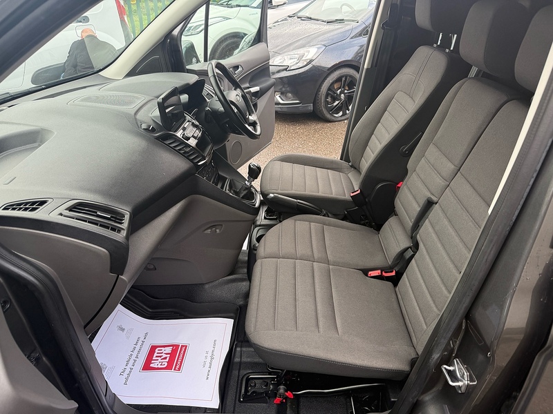 Ford 1.5 250 EcoBlue Limited Panel Van 5dr Diesel Manual L2 Euro 6 (s/s) (120 ps)