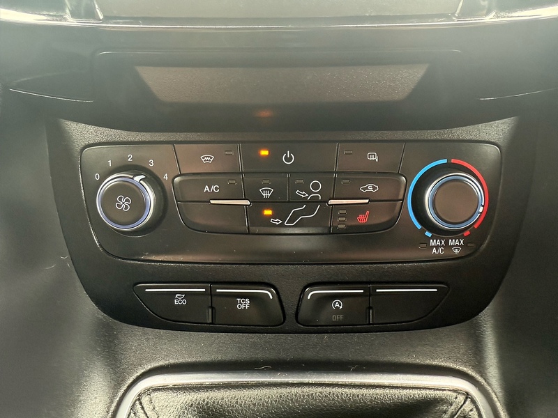 Ford 1.5 250 EcoBlue Limited Panel Van 5dr Diesel Manual L2 Euro 6 (s/s) (120 ps)