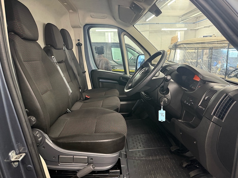 2.2 CDTi 3500 BiTurbo Dynamic Panel Van 5dr Diesel Manual FWD L3 H2 Euro 6 (s/s) (140 ps)