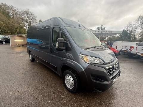 2.2 CDTi 3500 BiTurbo Dynamic Panel Van 5dr Diesel Manual FWD L3 H2 Euro 6 (s/s) (140 ps)