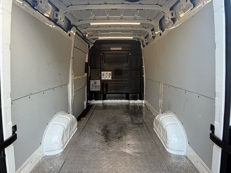 Volkswagen 2.0 TDI CR35 BlueMotion Tech Startline Panel Van 5dr Diesel Manual FWD MWB High Roof Euro 6 (s/s) (140 ps)