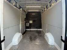 Volkswagen Crafter TDI CR35 BlueMotion Tech Startline 