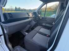 Volkswagen Crafter TDI CR35 BlueMotion Tech Startline 