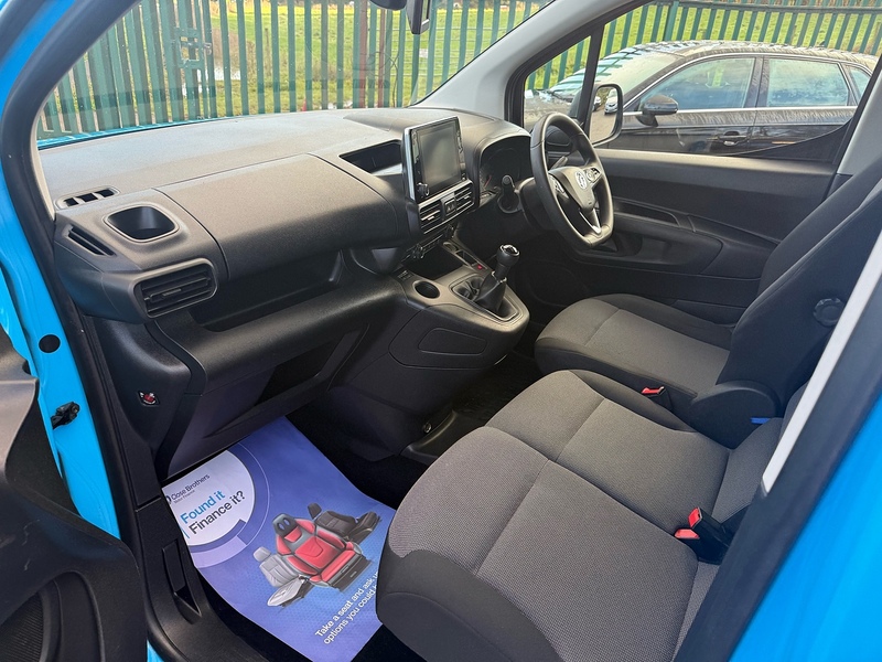 Vauxhall 1.5 Turbo D 2300 Edition Panel Van 4dr Diesel Manual L2 H1 Euro 6 (s/s) (100 ps)