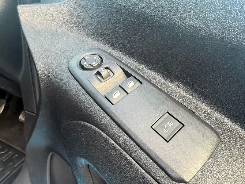 Vauxhall 1.5 Turbo D 2300 Edition Panel Van 4dr Diesel Manual L2 H1 Euro 6 (s/s) (100 ps)