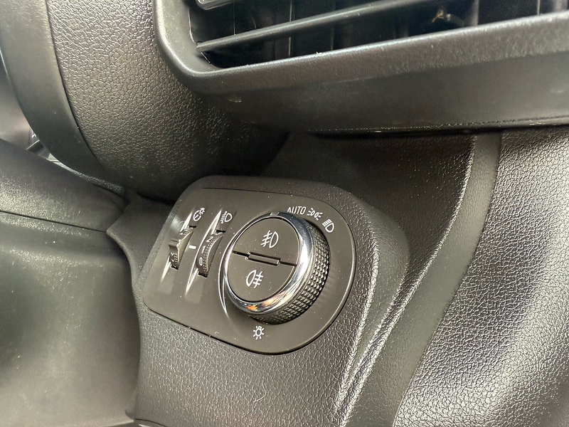 Vauxhall 1.5 Turbo D 2300 Pro Panel Van 6dr Diesel Manual L2 H1 Euro 6 (s/s) (100 ps)