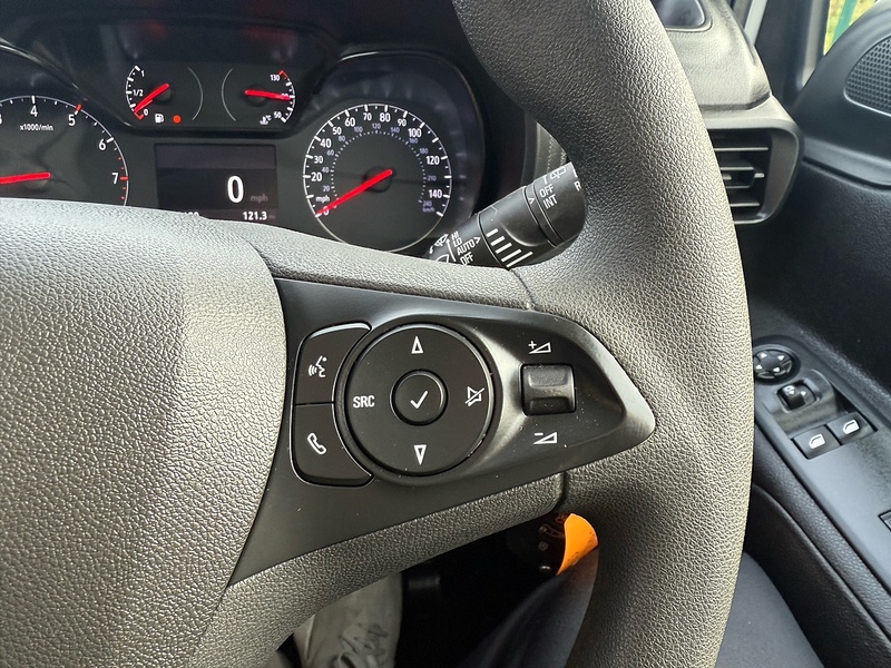 Vauxhall 1.5 Turbo D 2300 Pro Panel Van 6dr Diesel Manual L2 H1 Euro 6 (s/s) (100 ps)