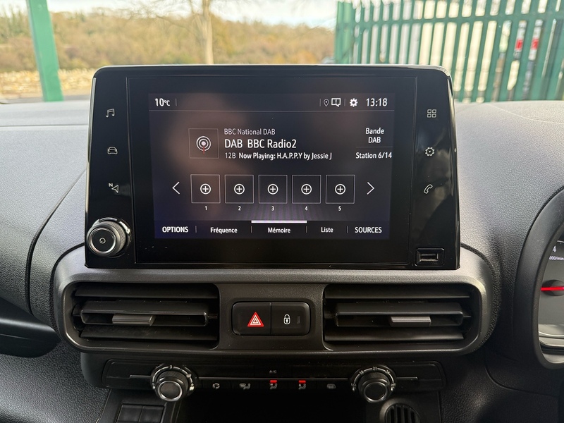 Vauxhall 1.5 Turbo D 2300 Pro Panel Van 6dr Diesel Manual L2 H1 Euro 6 (s/s) (100 ps)