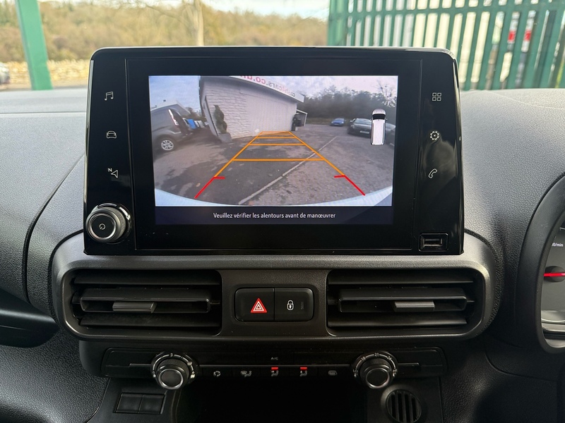 Vauxhall 1.5 Turbo D 2300 Pro Panel Van 6dr Diesel Manual L2 H1 Euro 6 (s/s) (100 ps)