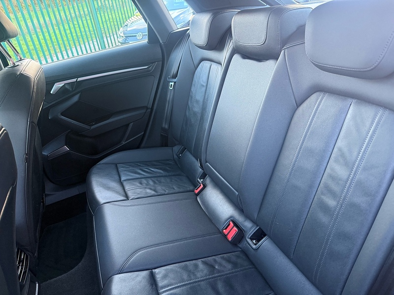 Audi 1.5 TFSI 35 Sport Sportback 5dr Petrol S Tronic Euro 6 (s/s) (150 ps)