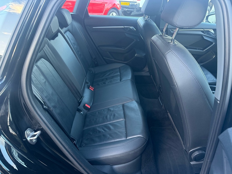 Audi 1.5 TFSI 35 Sport Sportback 5dr Petrol S Tronic Euro 6 (s/s) (150 ps)