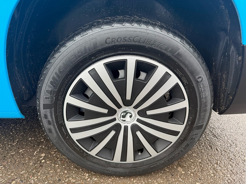 Vauxhall 1.5 Turbo D 2300 Edition Panel Van 6dr Diesel Manual L2 H1 Euro 6 (s/s) (100 ps)