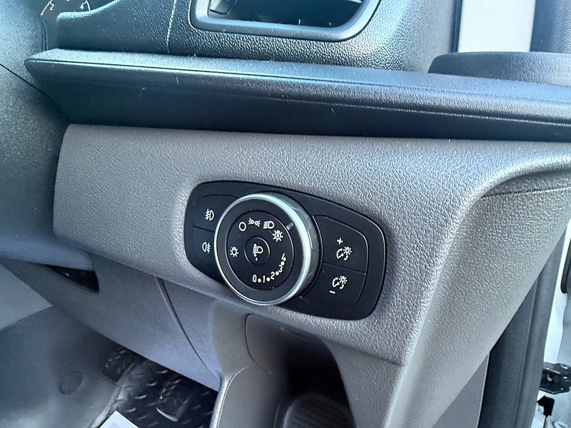 Ford 2.0 340 EcoBlue Trend Panel Van 5dr Diesel Manual L2 H1 Euro 6 (s/s) (130 ps)
