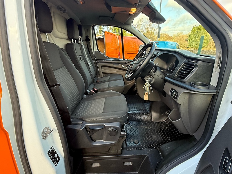 Ford 2.0 340 EcoBlue Trend Panel Van 5dr Diesel Manual L2 H1 Euro 6 (s/s) (130 ps)
