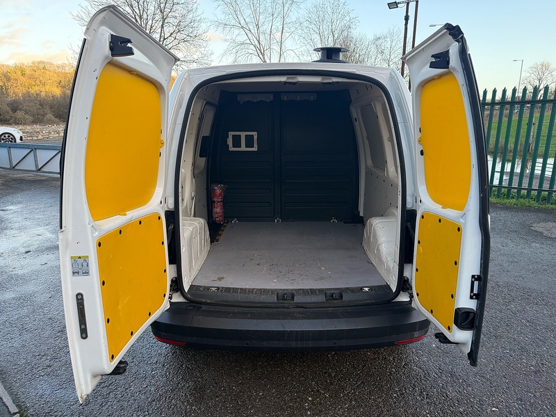 Volkswagen 2.0 TDI C20 Startline Panel Van 5dr Diesel Manual SWB Euro 6 (s/s) (102 ps)