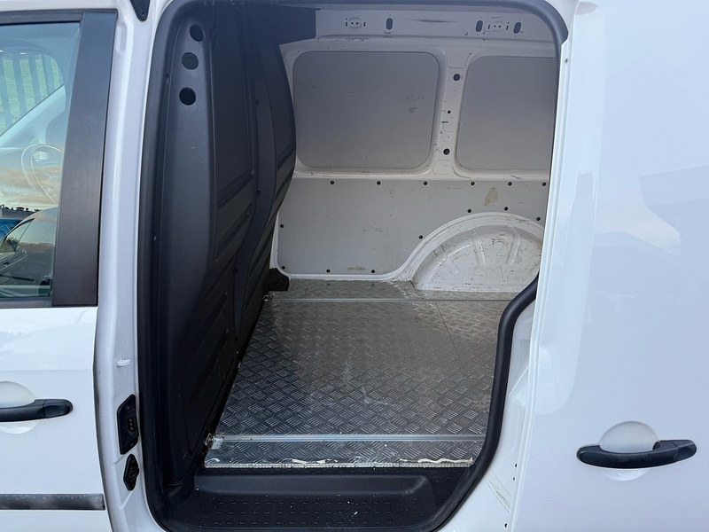 Volkswagen 2.0 TDI C20 Startline Panel Van 5dr Diesel Manual SWB Euro 6 (s/s) (102 ps)