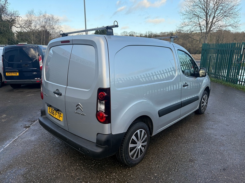 Citroen No Standard Specification or Optional Extras.