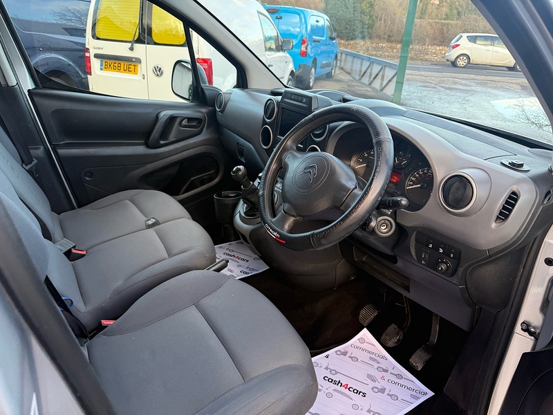 Citroen No Standard Specification or Optional Extras.