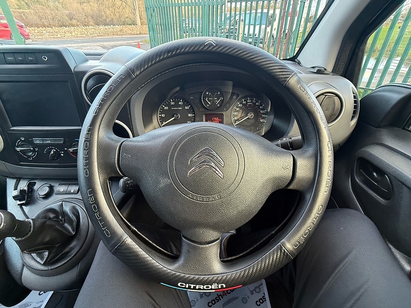 Citroen No Standard Specification or Optional Extras.