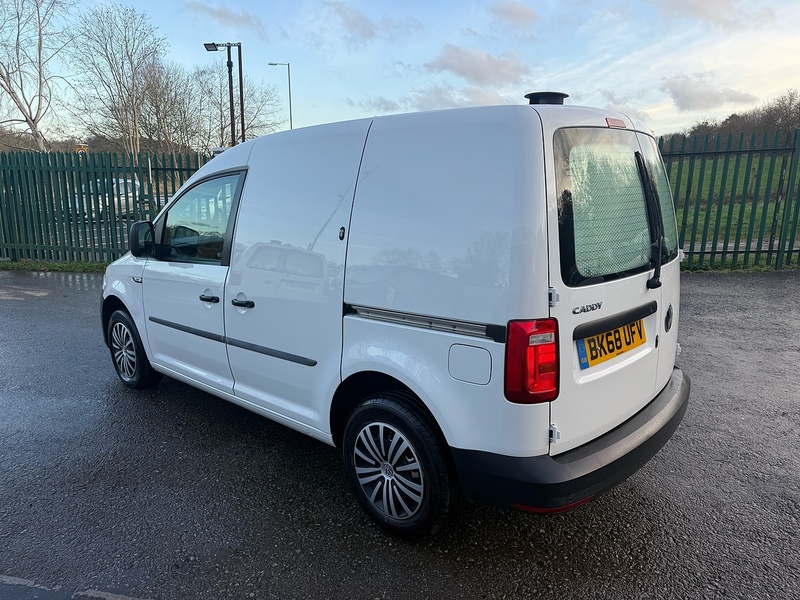 Volkswagen 2.0 TDI C20 Startline Panel Van 5dr Diesel Manual SWB Euro 6 (s/s) (102 ps)